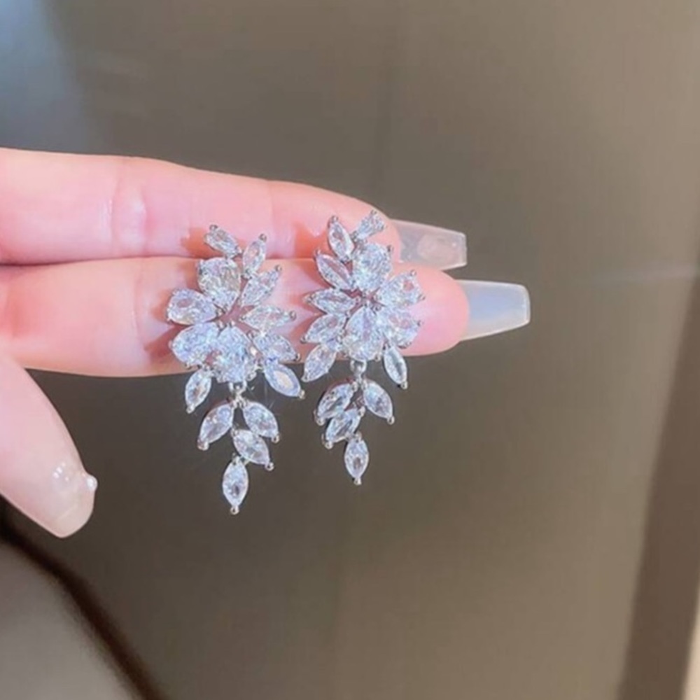 Diamond Marquise Earrings - Picture 4 of 5